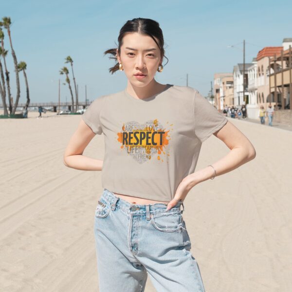 Women's Flowy Cropped Tee - Image 12