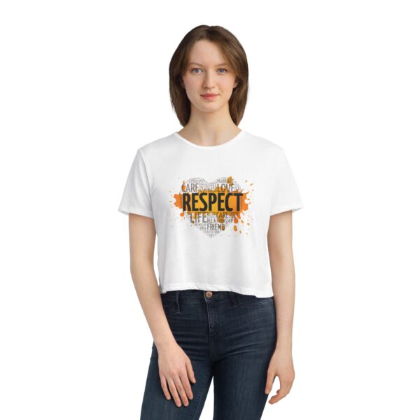Women's Flowy Cropped Tee - Image 3